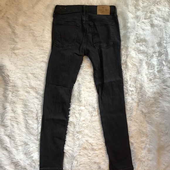 Abercrombie Kids Super Skinny Distressed Stretch Jeans 11/12 - Picture 2 of 3